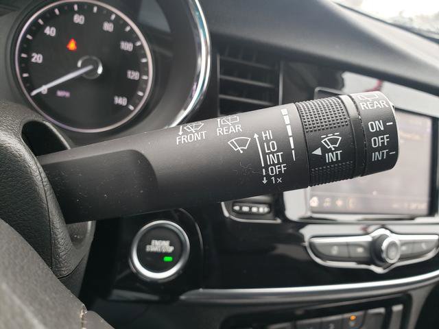 Used 2022 Buick Encore Preferred w/ Safety Package image 27