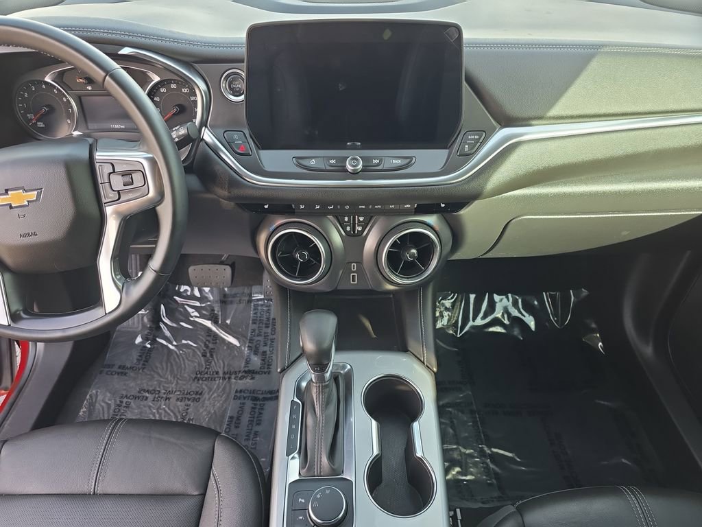 Used 2025 Chevrolet Blazer LT w/ Midnight/Sport Edition image 13