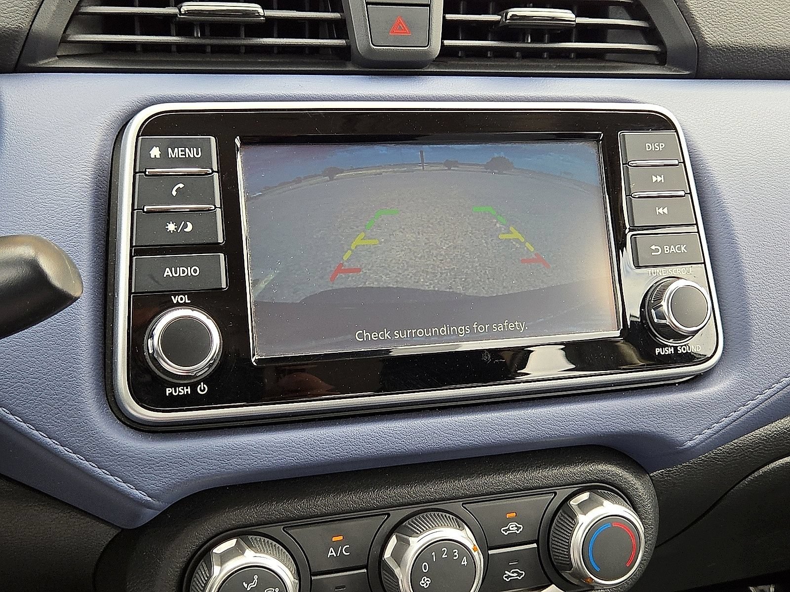 Used 2024 Nissan Versa SV FWD image 27