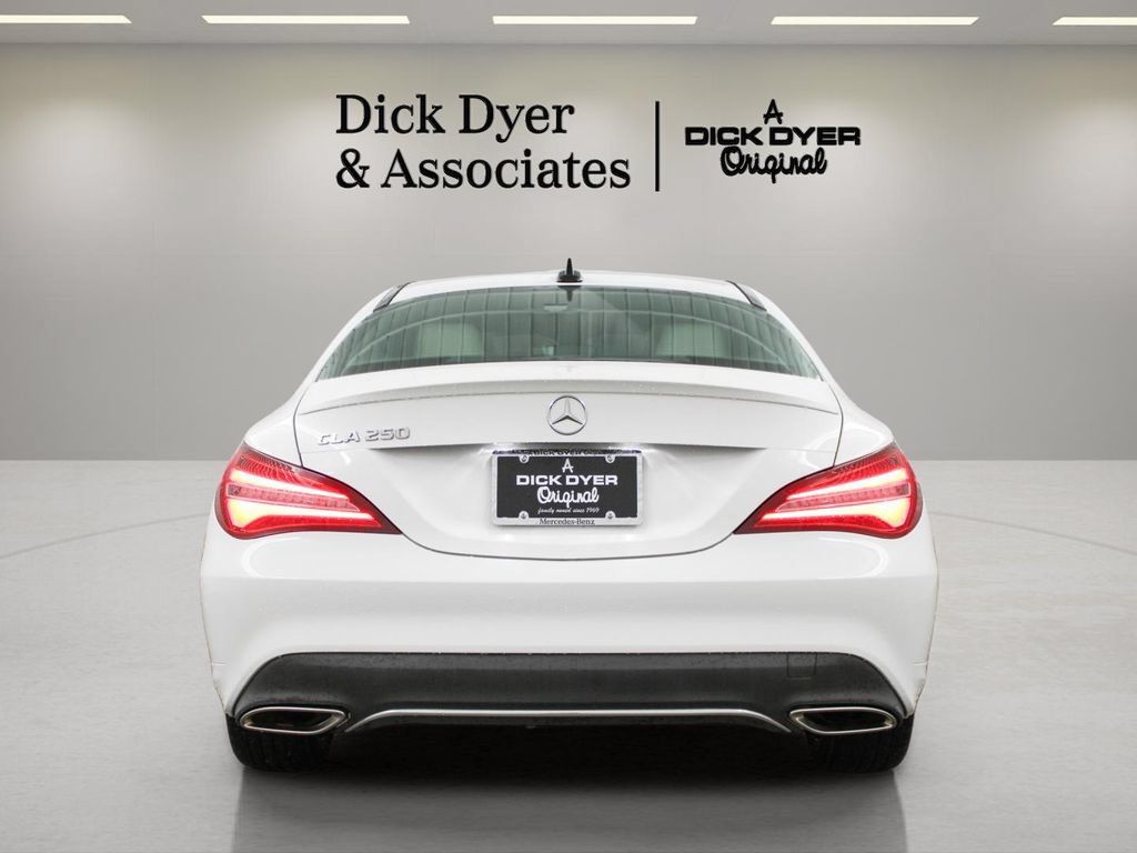 Used 2018 Mercedes-Benz CLA 250 image 10