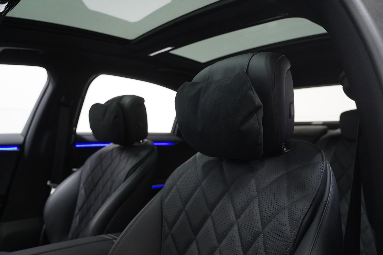 New 2026 Mercedes-Benz S 580 4MATIC Sedan image 16