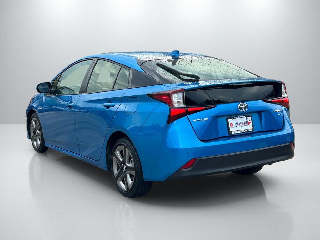 Certified 2021 Toyota Prius XLE FWD image 7