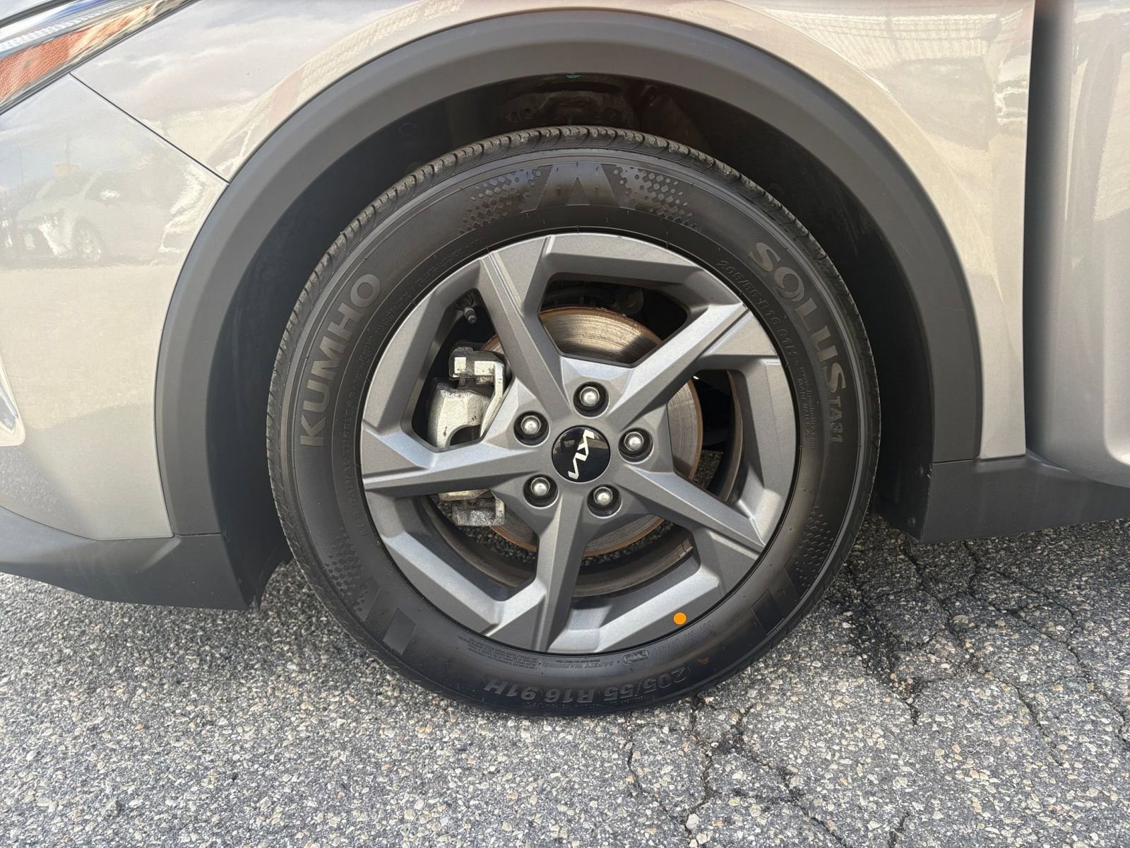 Used 2025 Kia K4 FWD image 28