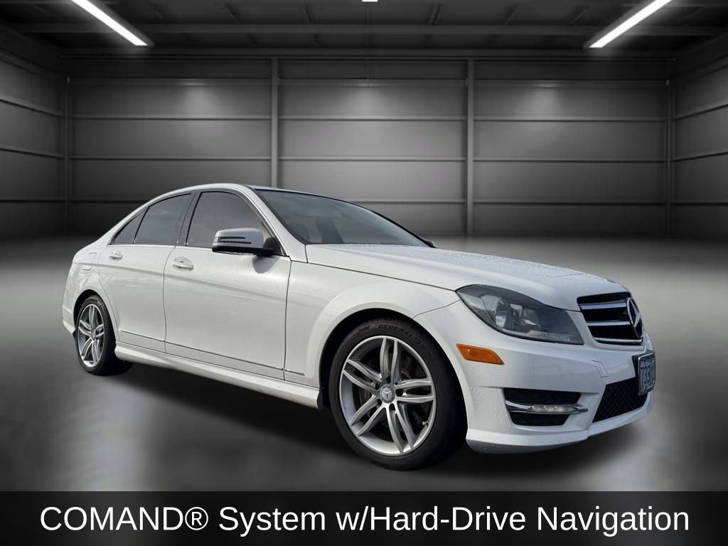 Used 2014 Mercedes-Benz C 300 4MATIC Sedan image 3