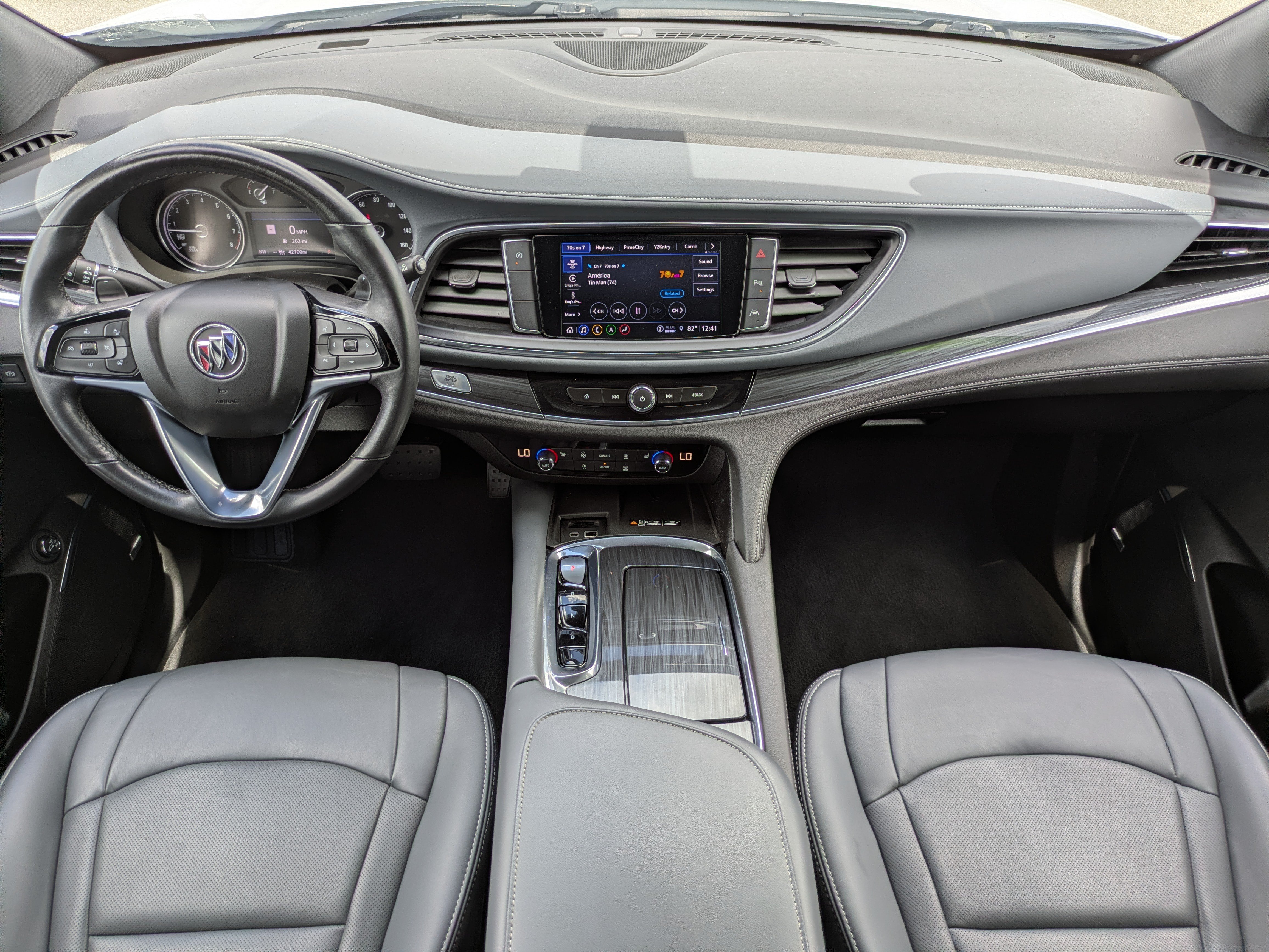 Used 2023 Buick Enclave Essence w/ Sound and Sites Package FWD image 15