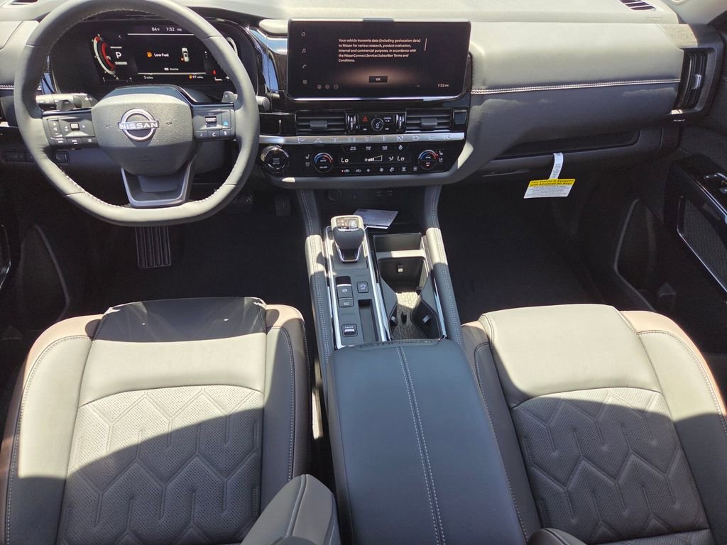 New 2026 Nissan Pathfinder Platinum FWD image 8