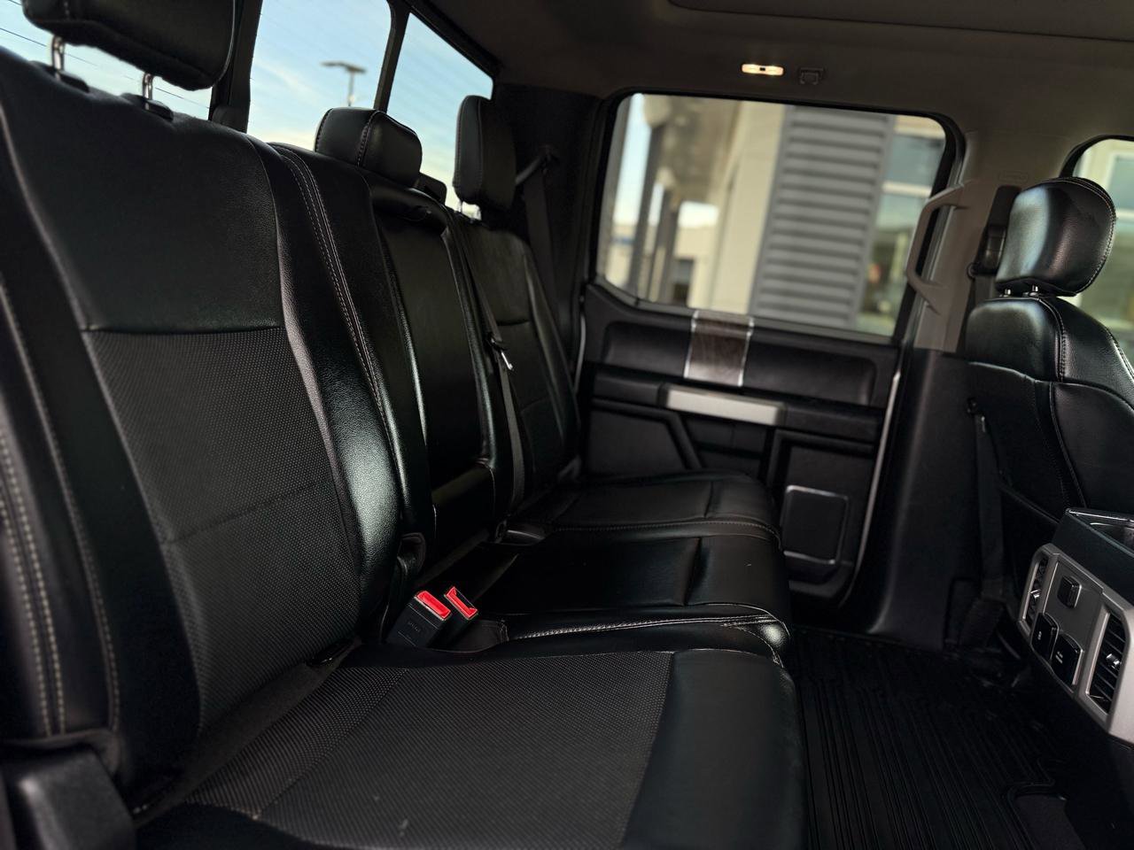 Used 2019 Ford F250 Lariat w/ Lariat Ultimate Package AWD/4WD image 17