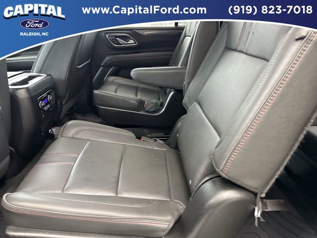 Used 2024 Chevrolet Suburban RST w/ Luxury Package AWD/4WD image 18