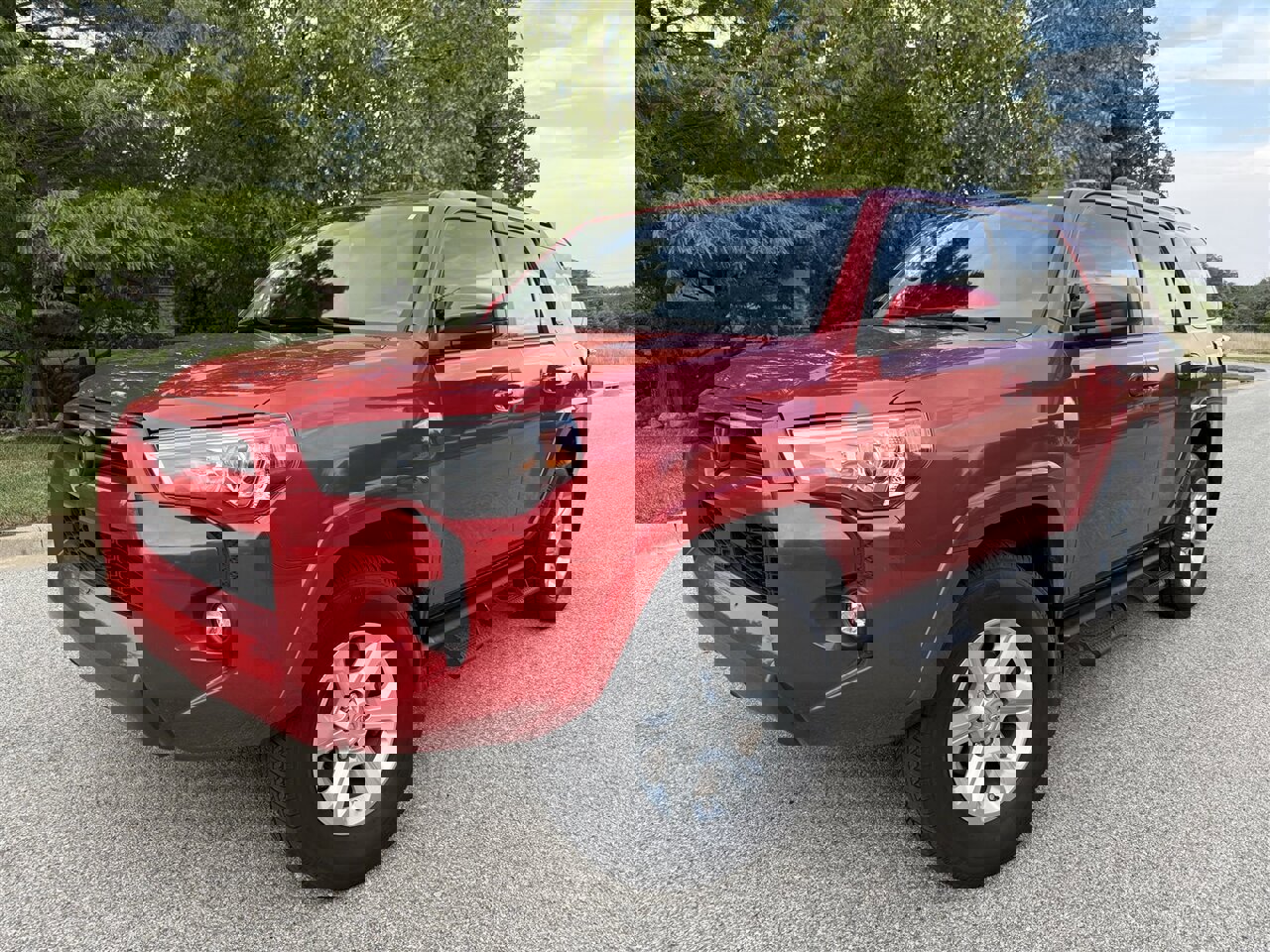 Used 2021 Toyota 4Runner SR5 image 1