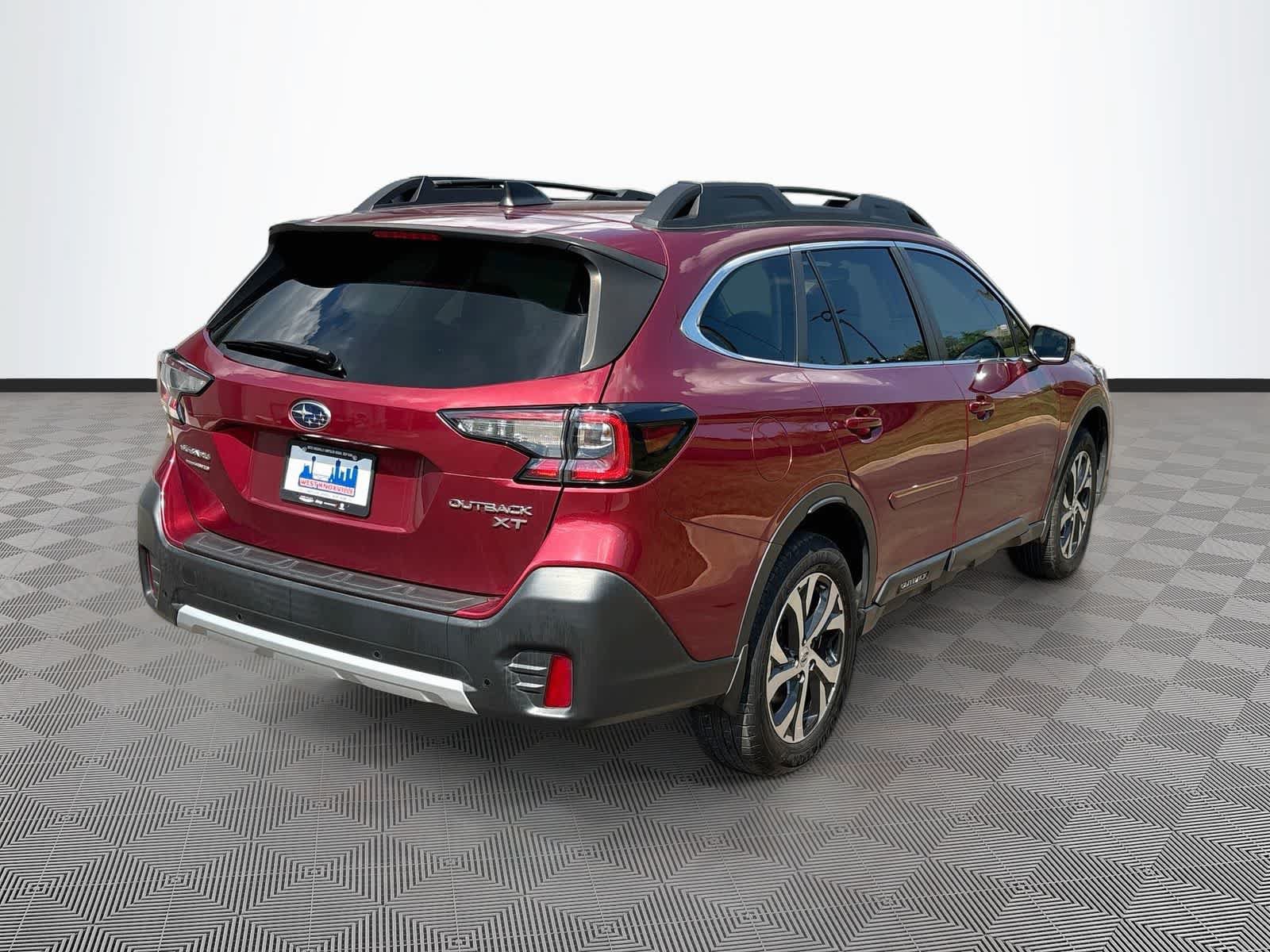 Used 2022 Subaru Outback Limited XT AWD/4WD image 5