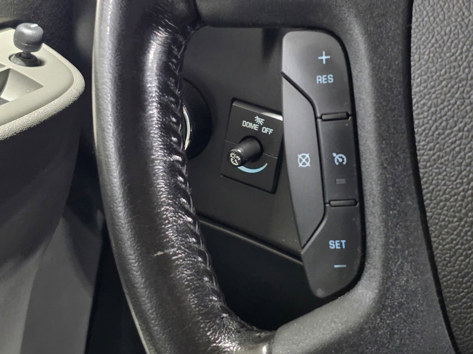 Used 2021 Chevrolet Express 2500 w/ Driver Convenience Package image 32