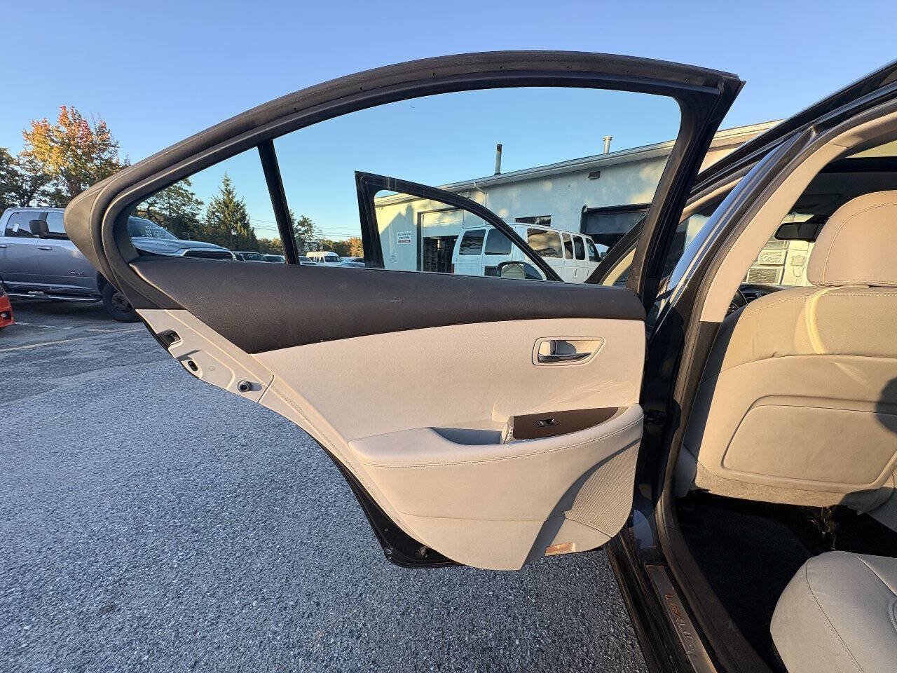 Used 2010 Lexus ES 350 FWD image 14