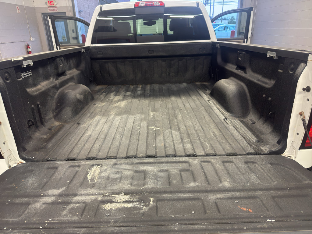 Used 2015 Chevrolet Silverado 1500 LTZ AWD/4WD image 27