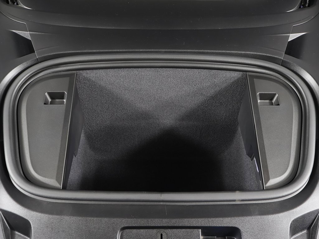 Used 2023 Porsche Taycan image 20