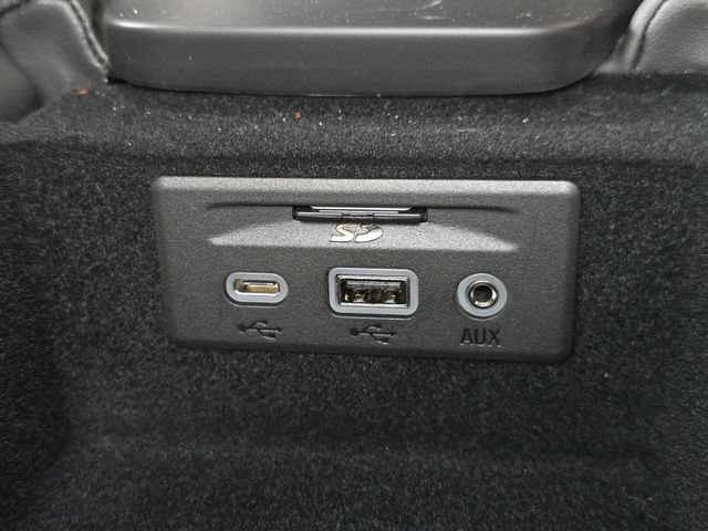 Used 2023 Chevrolet Corvette Stingray Preferred Cpe w/ Battery Protection Package RWD image 28