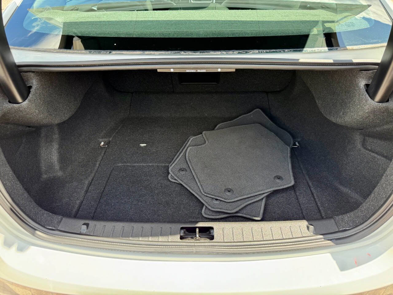 Used 2016 Volvo S60 T5 Premier image 19