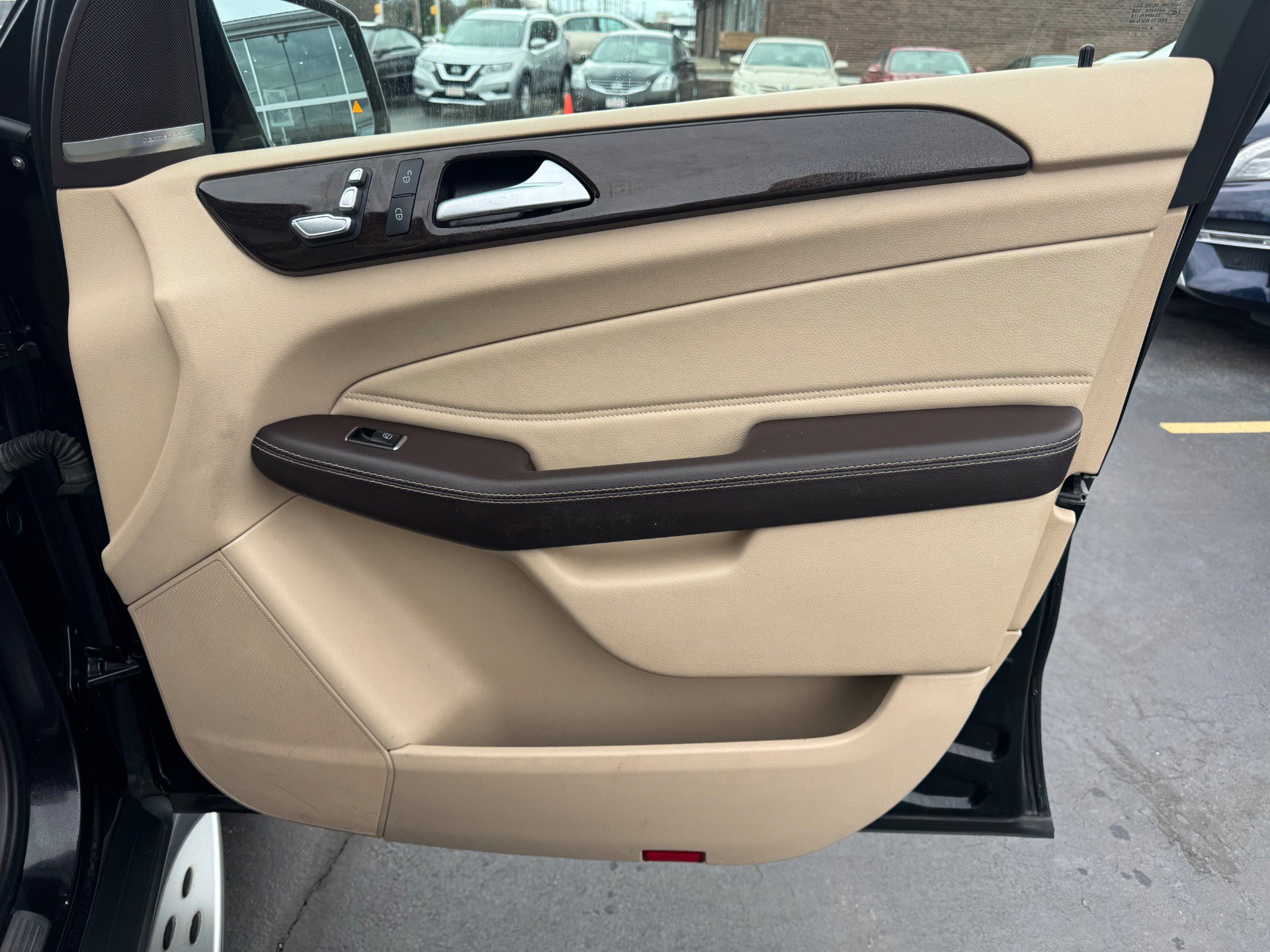 Used 2017 Mercedes-Benz GLE 350 4MATIC image 34