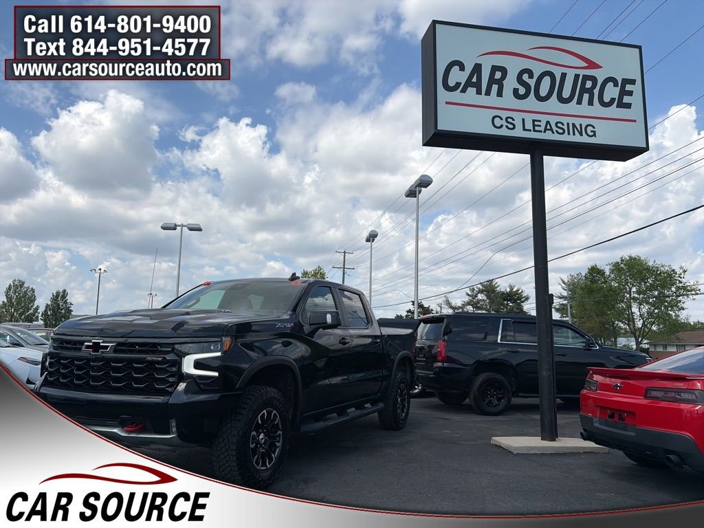 Used 2022 Chevrolet Silverado 1500 ZR2 w/ Technology Package AWD/4WD image 1