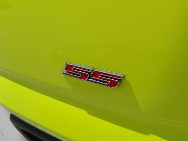 Used 2021 Chevrolet Camaro SS RWD image 27