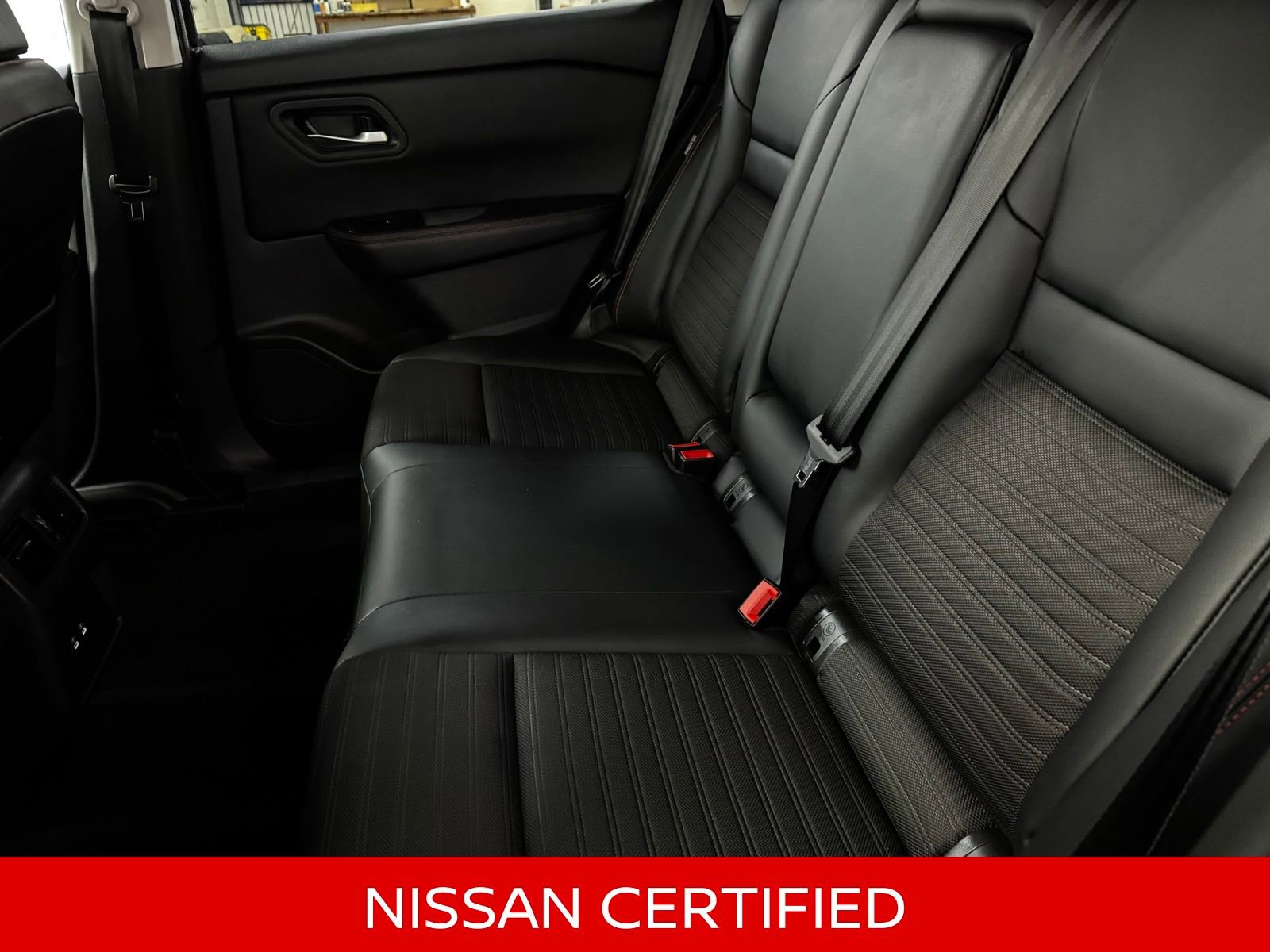 Certified 2025 Nissan Rogue SV AWD/4WD image 13