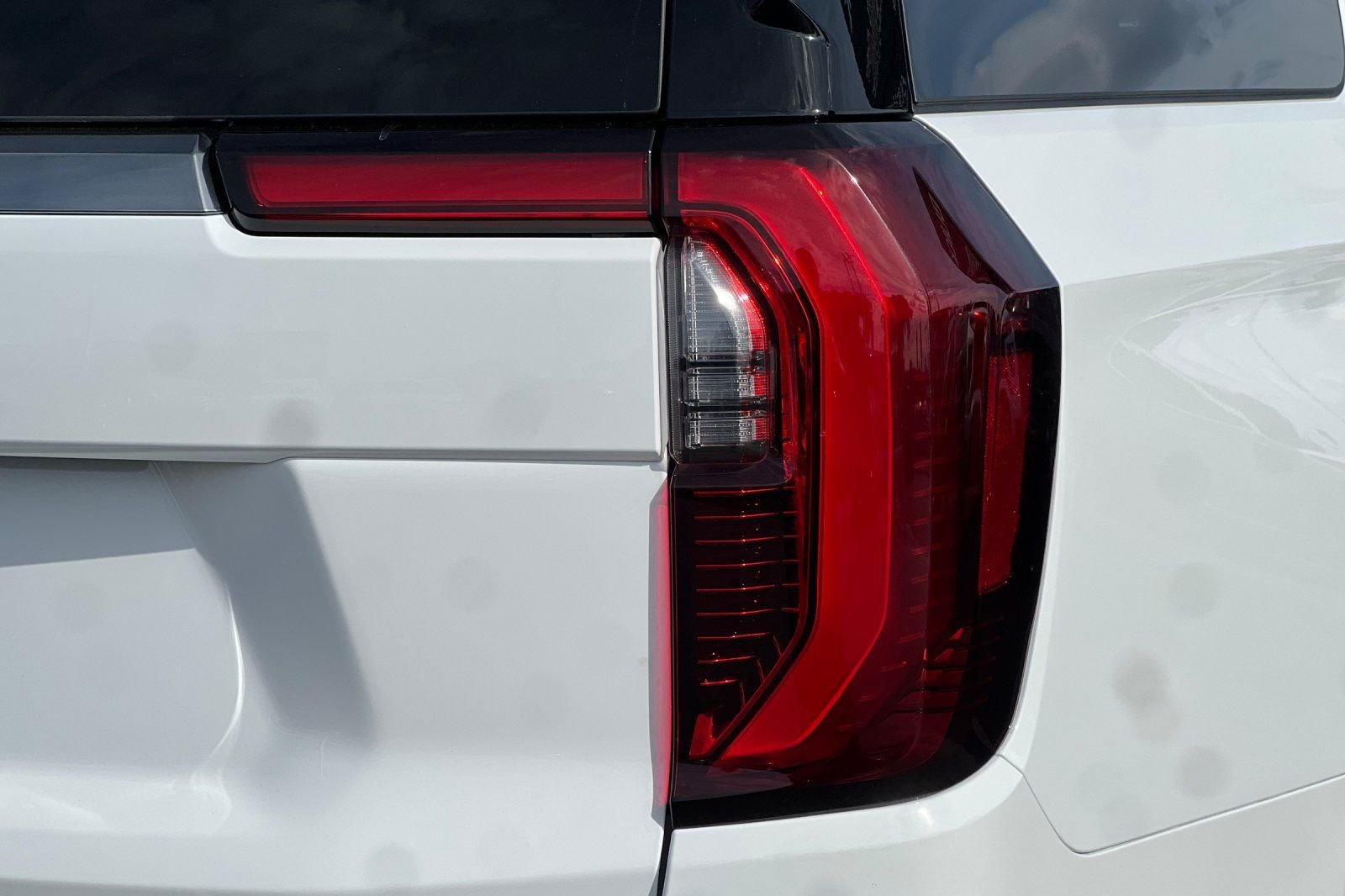 New 2026 GMC Yukon XL AT4 w/ AT4 Premium Plus Package image 7