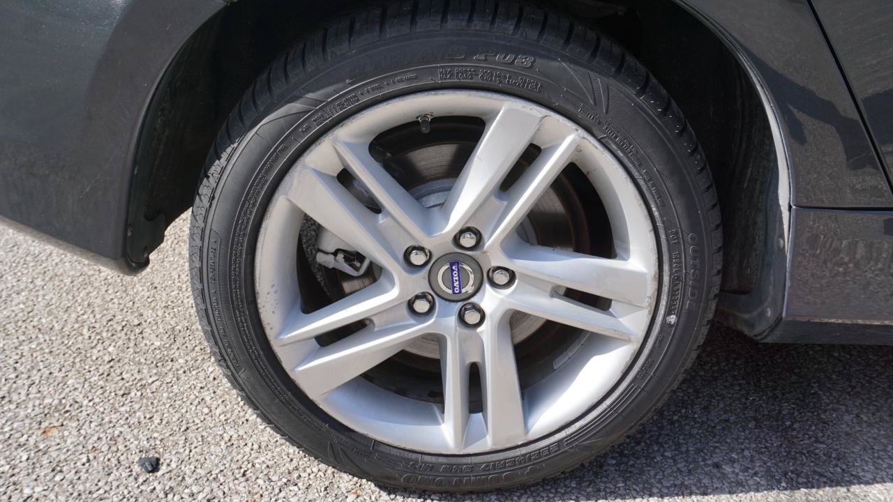Used 2014 Volvo S60 T5 FWD image 11