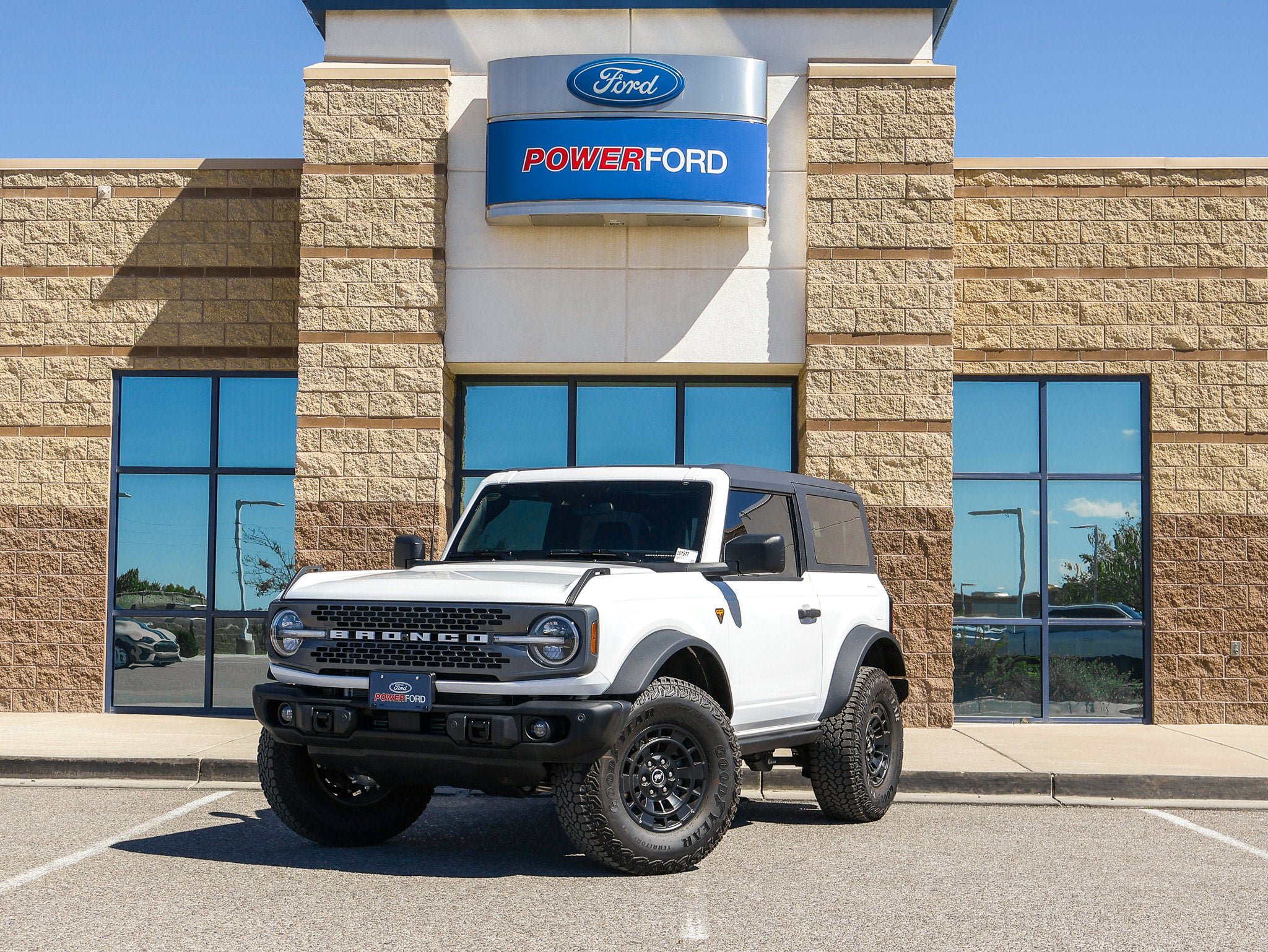 New 2026 Ford Bronco Badlands AWD/4WD image 2