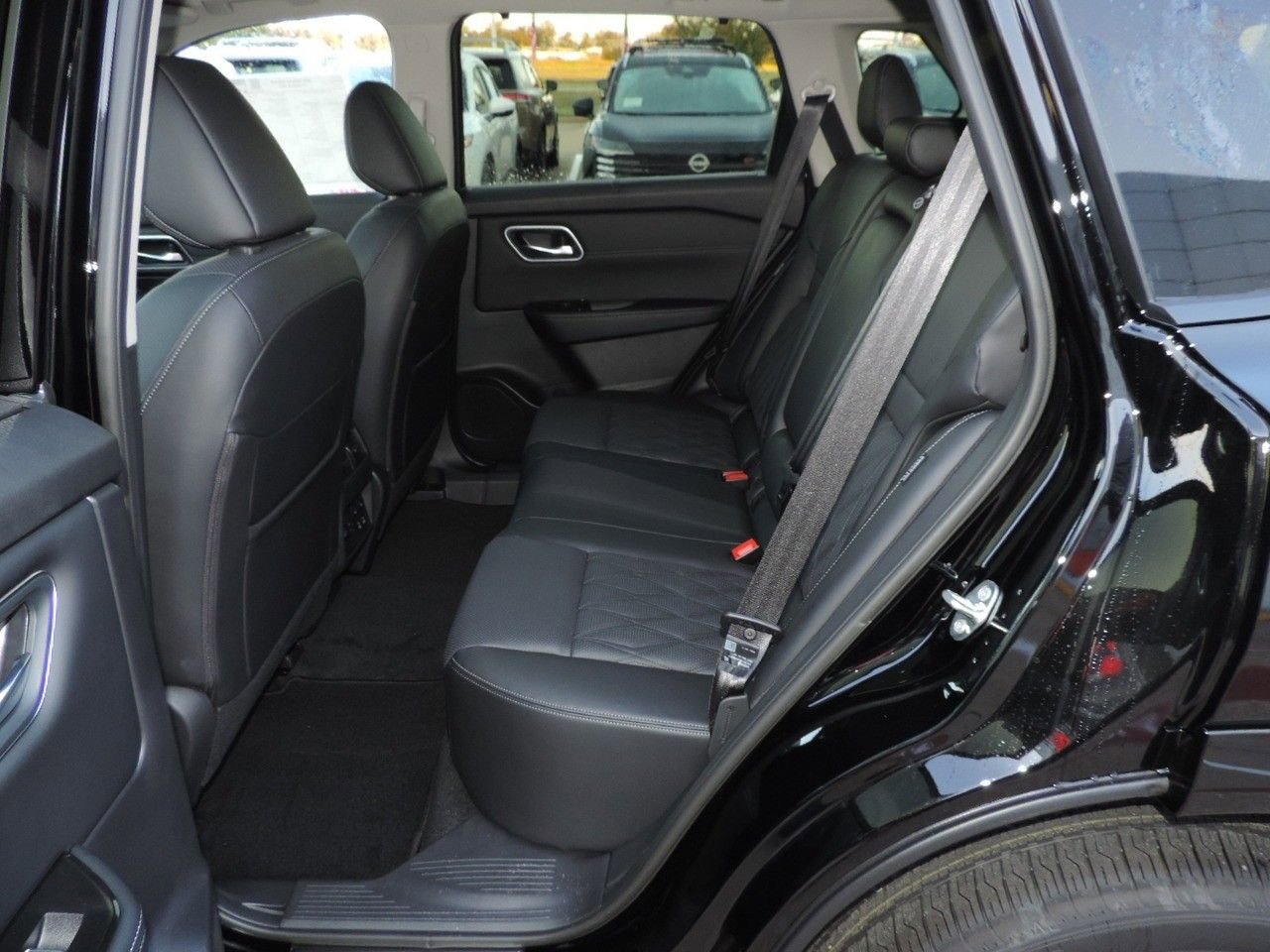 New 2026 Nissan Rogue Platinum w/ Platinum Premium Package image 13