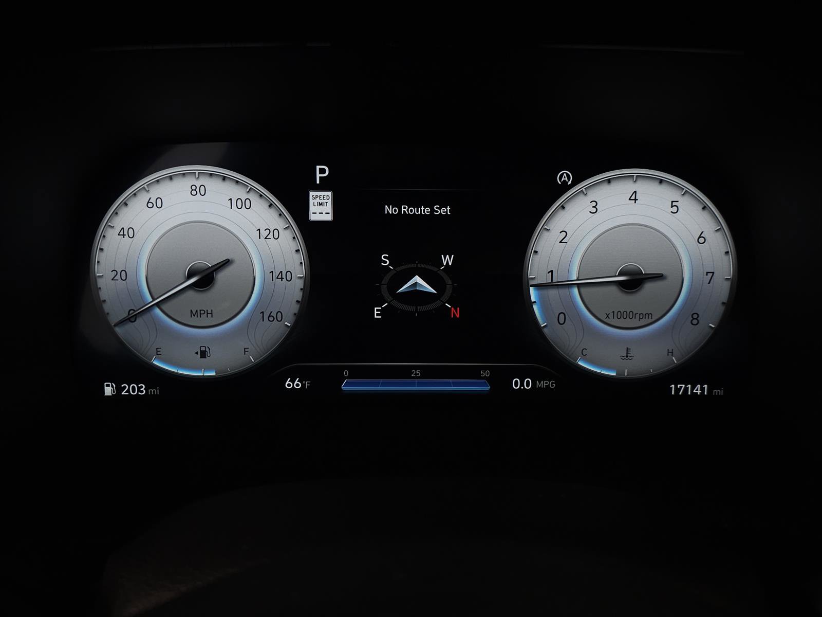 Used 2024 Hyundai Palisade Calligraphy image 21