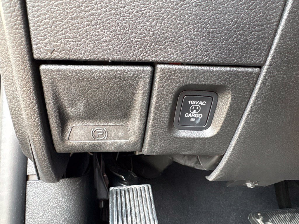 New 2027 RAM 3500 Tradesman AWD/4WD image 18