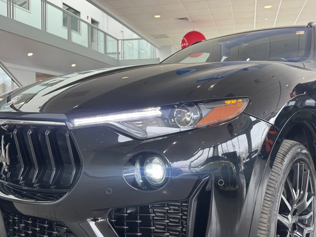 Used 2021 Maserati Levante GranSport image 25