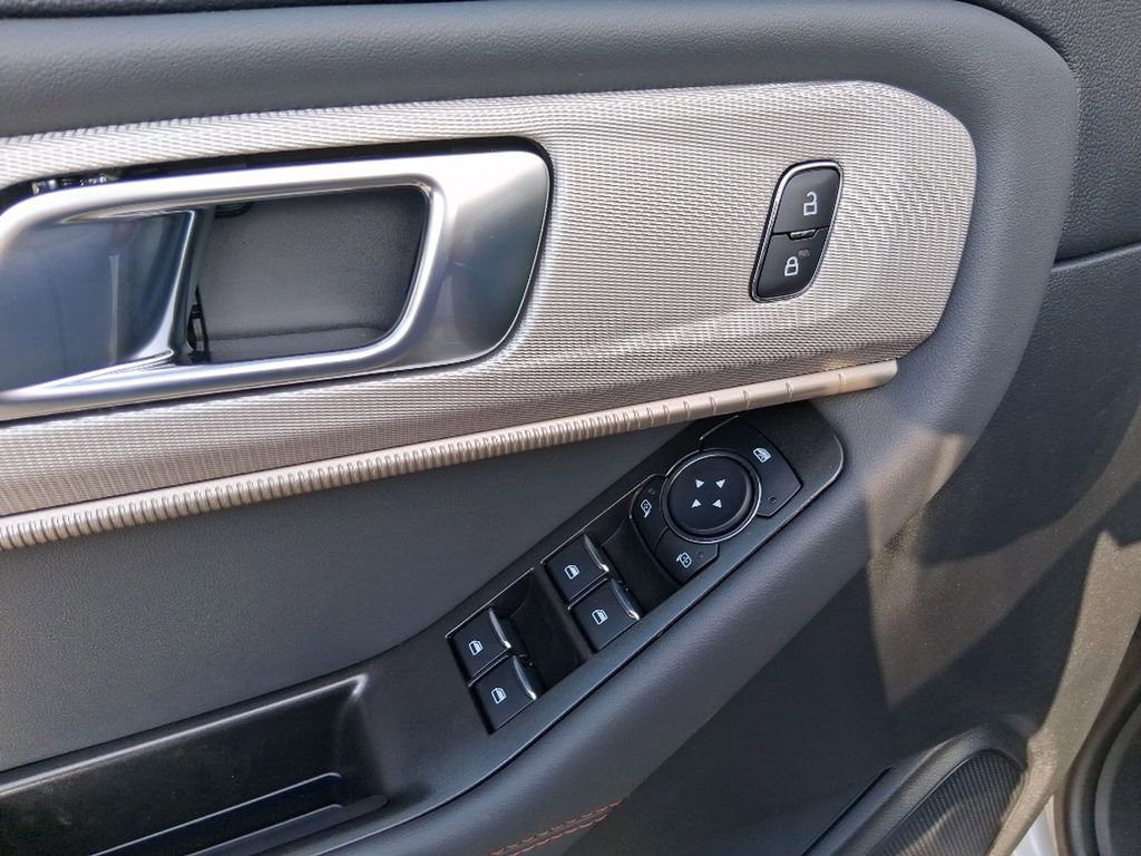 New 2026 Ford Explorer Active w/ Active Comfort Package image 12