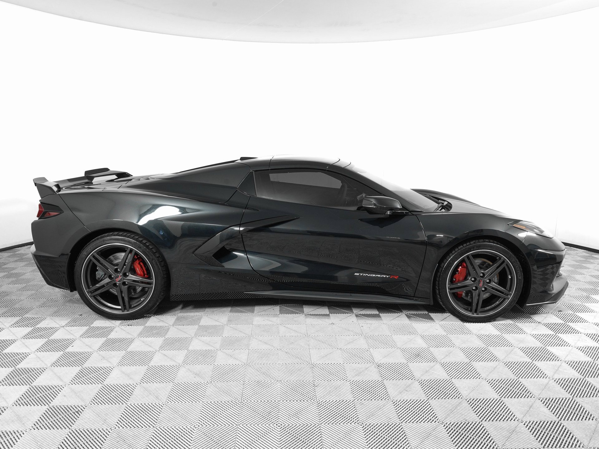 Used 2024 Chevrolet Corvette Stingray Premium Conv w/ Z51 Performance Package image 6
