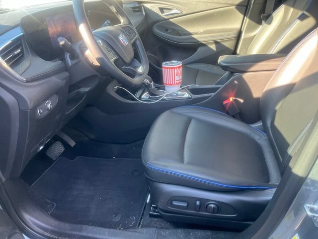 Used 2025 Buick Encore GX Sport Touring w/ Comfort Package FWD image 7