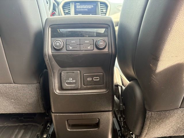 Certified 2023 GMC Acadia Denali w/ Black Diamond Edition image 19