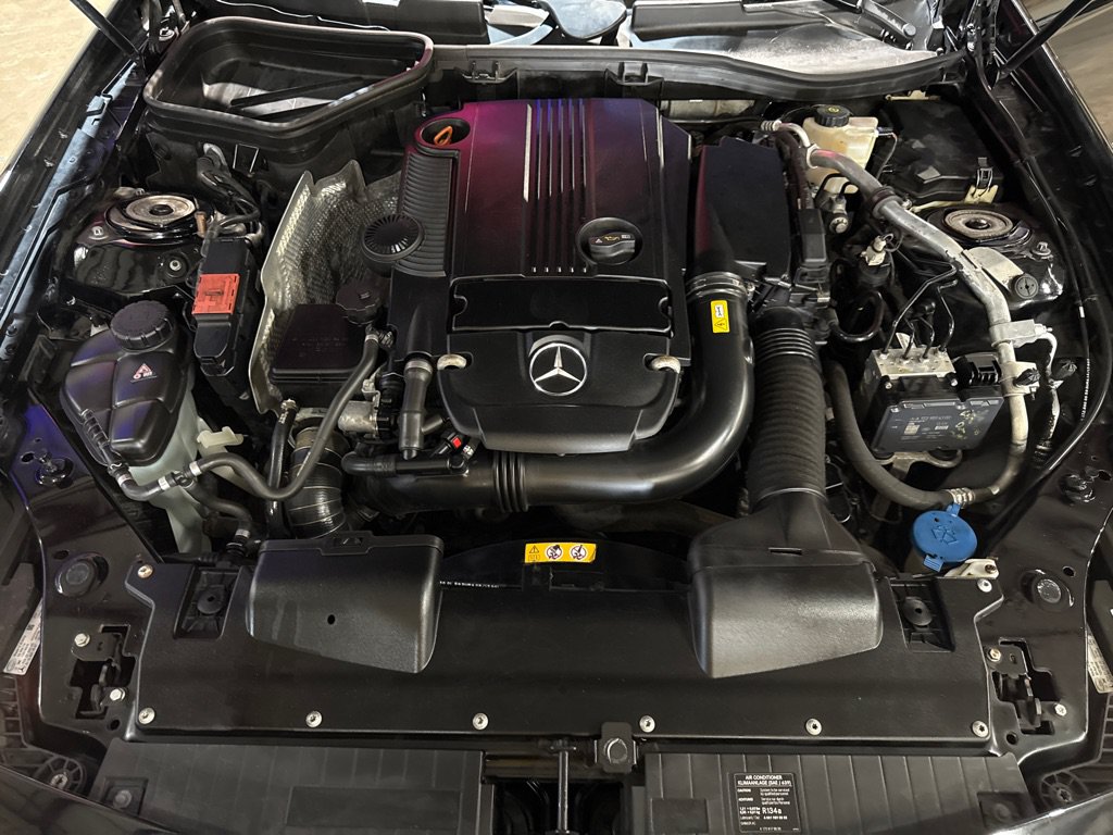 Used 2013 Mercedes-Benz SLK 250 image 21