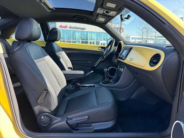 Used 2013 Volkswagen Beetle 2.5 image 10