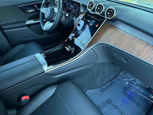 Certified 2025 Mercedes-Benz GLC 300 4MATIC image 20
