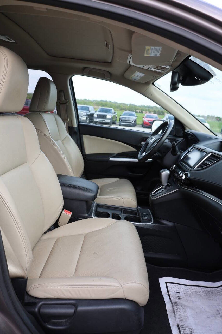 Used 2016 Honda CR-V Touring image 14