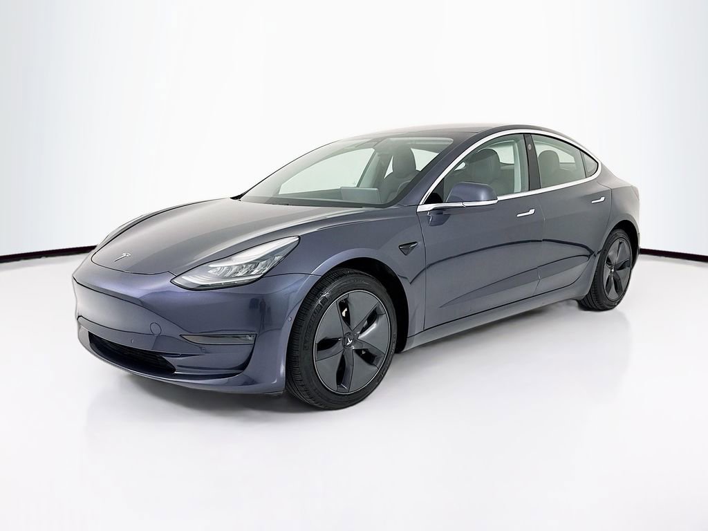 Used 2018 Tesla Model 3 image 1