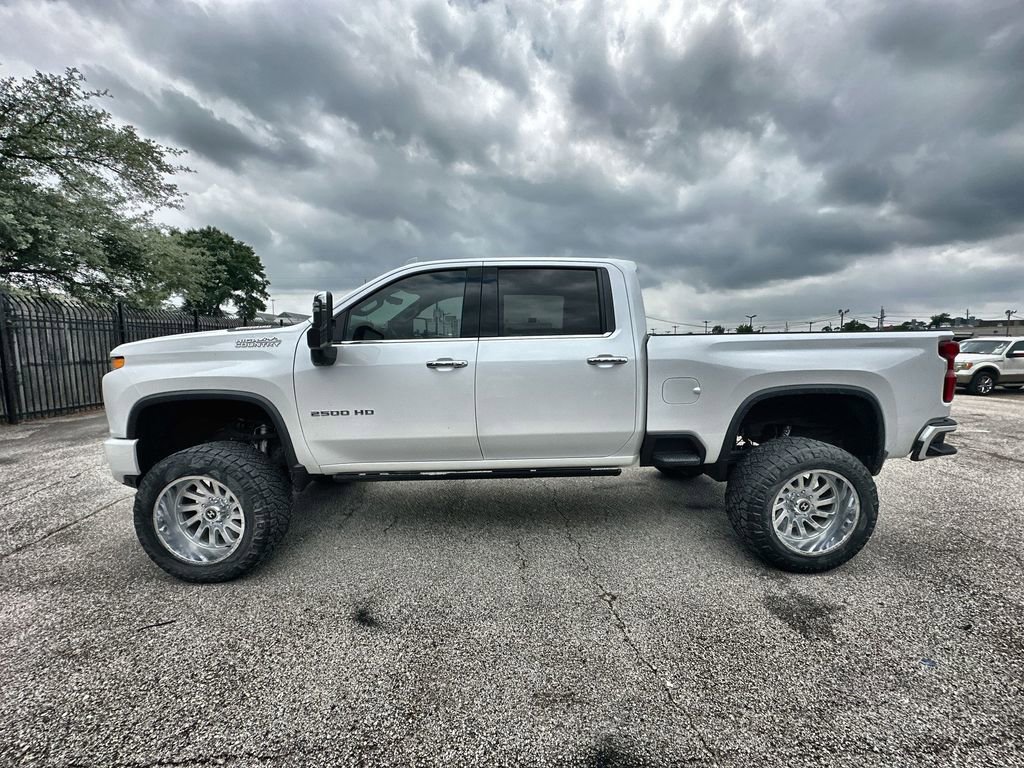 Used 2020 Chevrolet Silverado 2500 High Country w/ Z71 Off-Road Package AWD/4WD image 2
