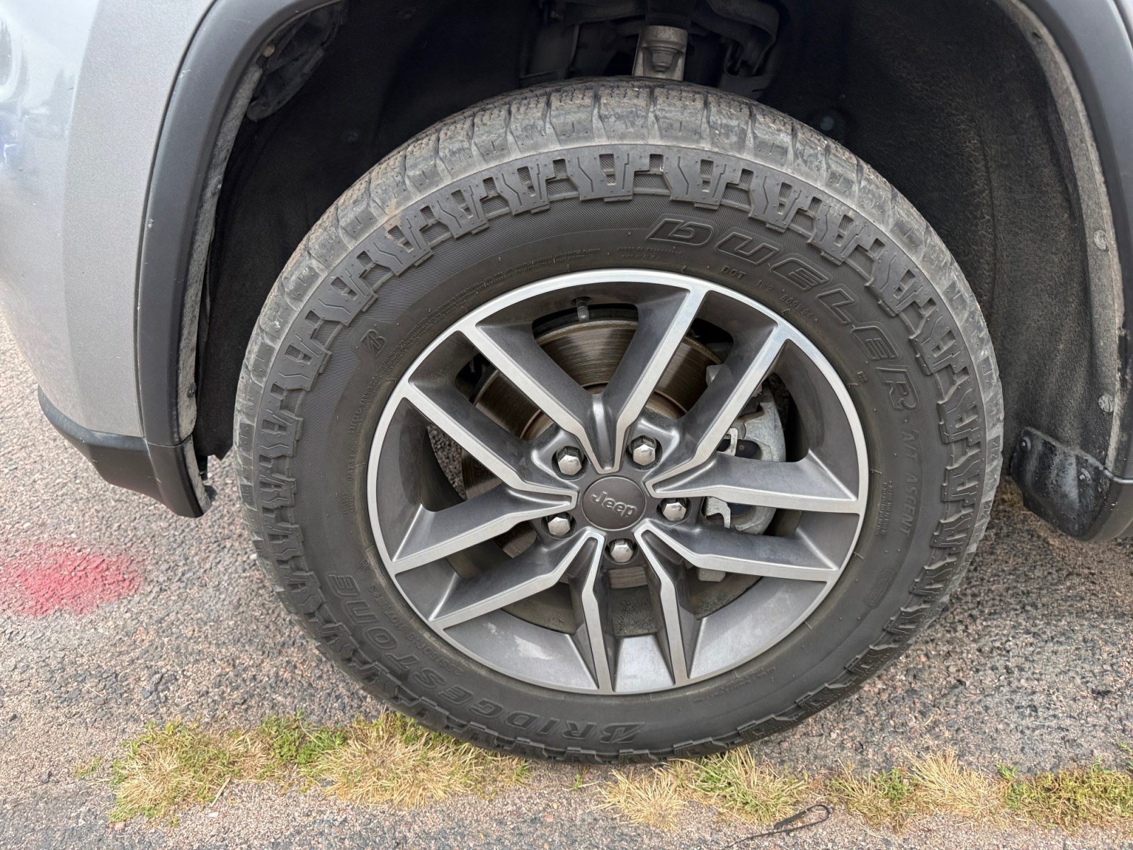Used 2019 Jeep Grand Cherokee Limited AWD/4WD image 24