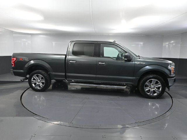 Used 2018 Ford F150 XLT w/ Equipment Group 302A Luxury AWD/4WD image 3