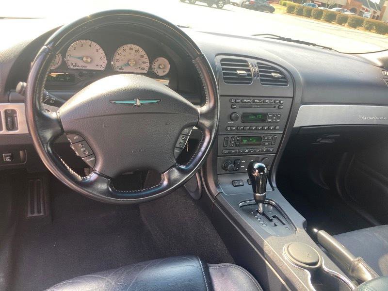 Used 2004 Ford Thunderbird image 20