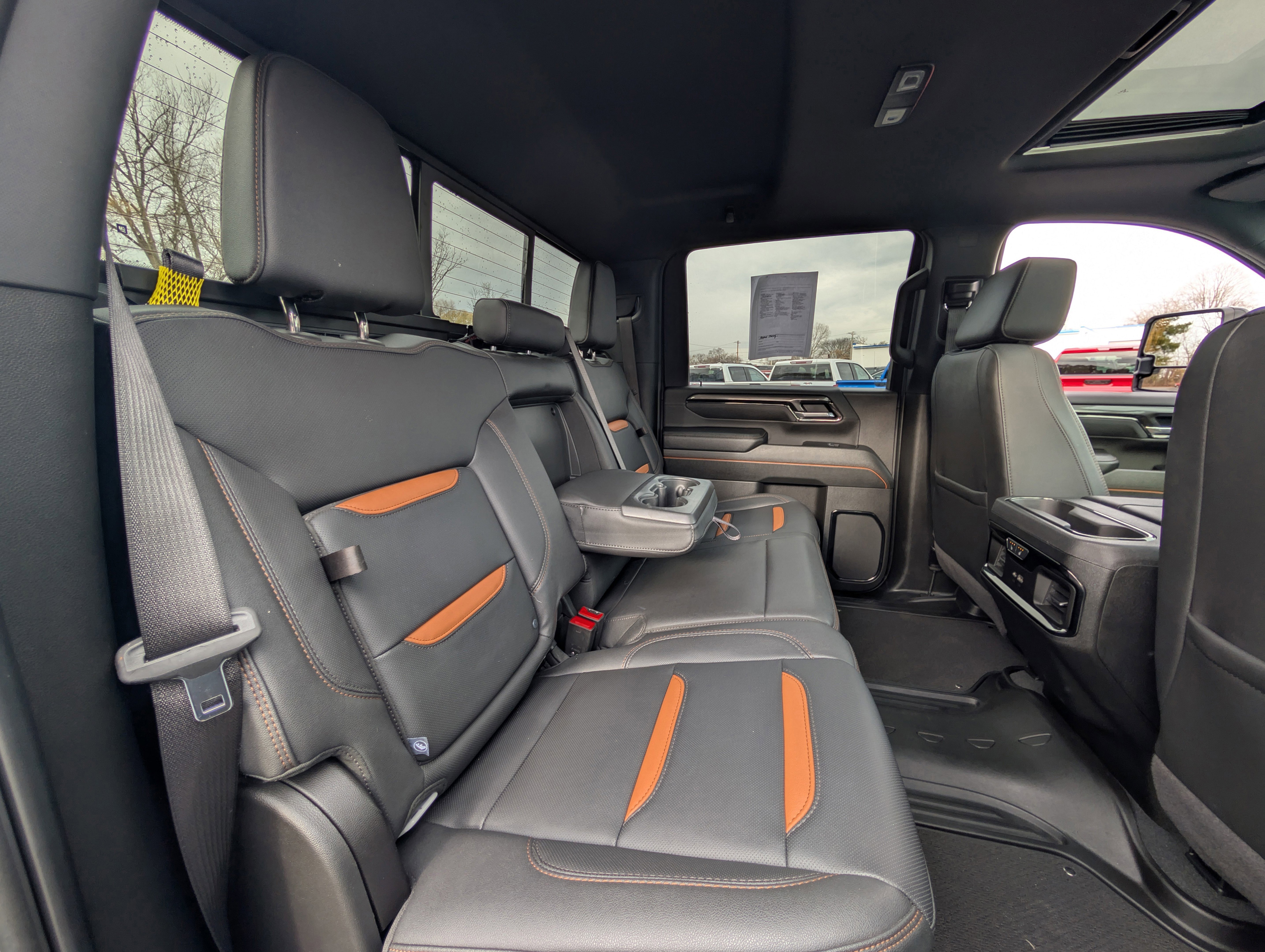 Used 2025 GMC Sierra 2500 AT4 w/ AT4 Premium Plus Package image 53