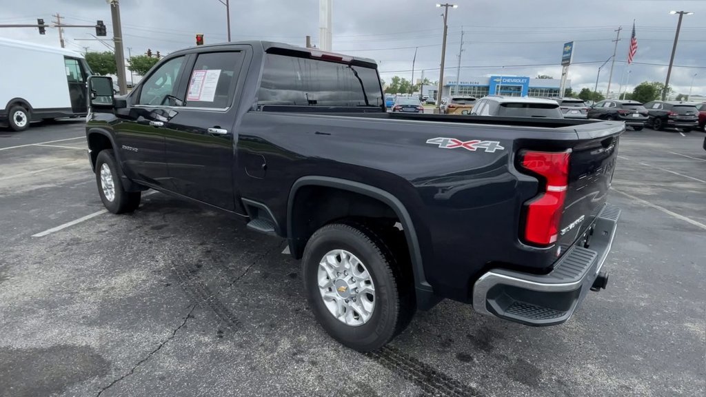 Used 2024 Chevrolet Silverado 2500 LTZ AWD/4WD image 8