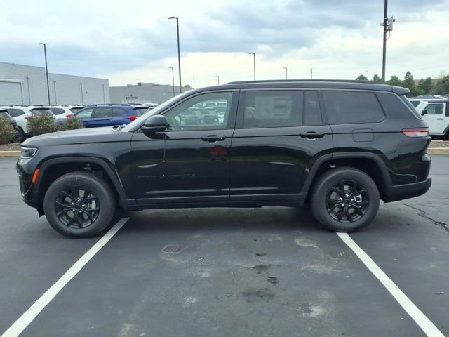 New 2026 Jeep Grand Cherokee L 4WD image 3