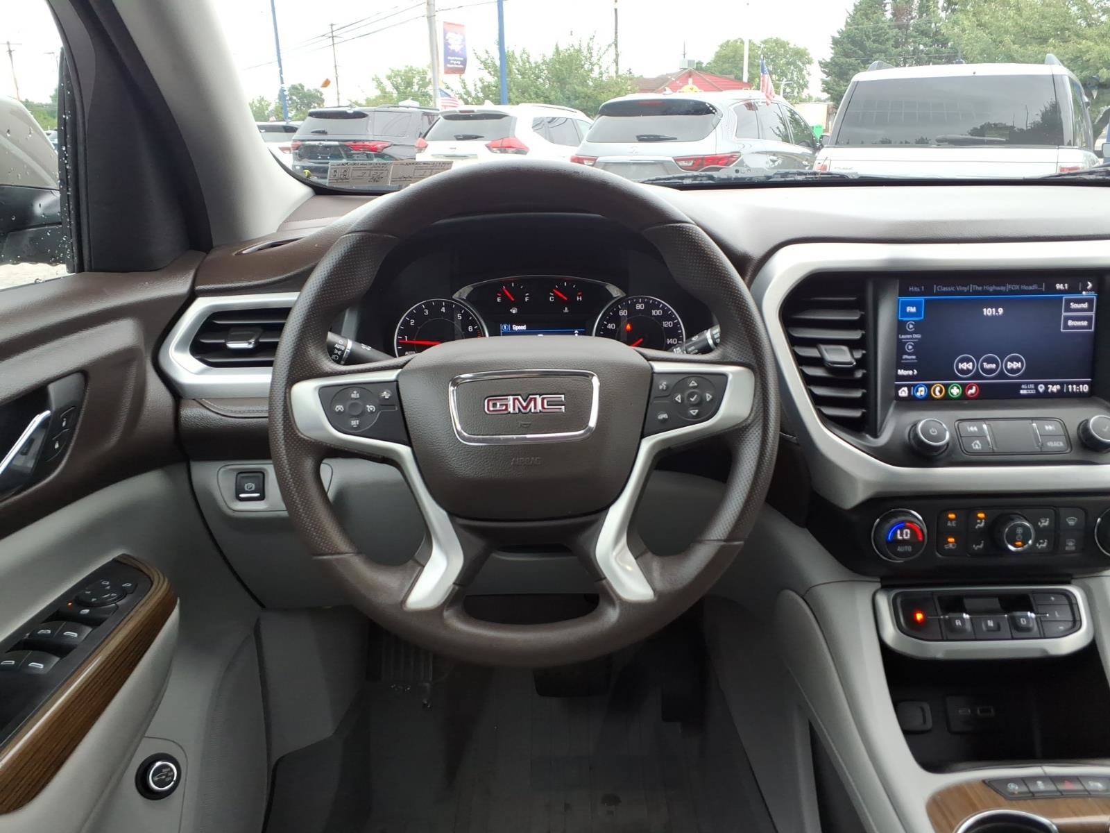 Used 2022 GMC Acadia SLE w/ Driver Convenience Package AWD/4WD image 15