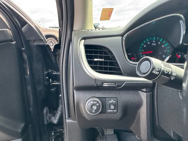 Used 2013 Chevrolet Traverse LTZ AWD/4WD image 21