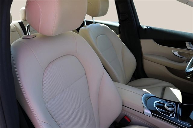 Used 2017 Mercedes-Benz C 300 4MATIC Sedan image 20